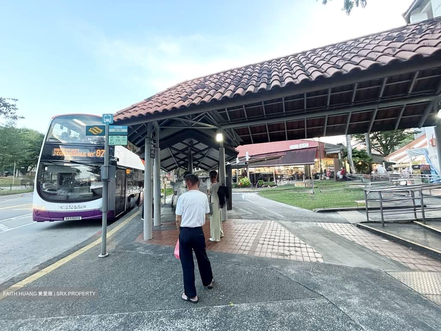Hougang Avenue 1 (D19), Shop House #589187431